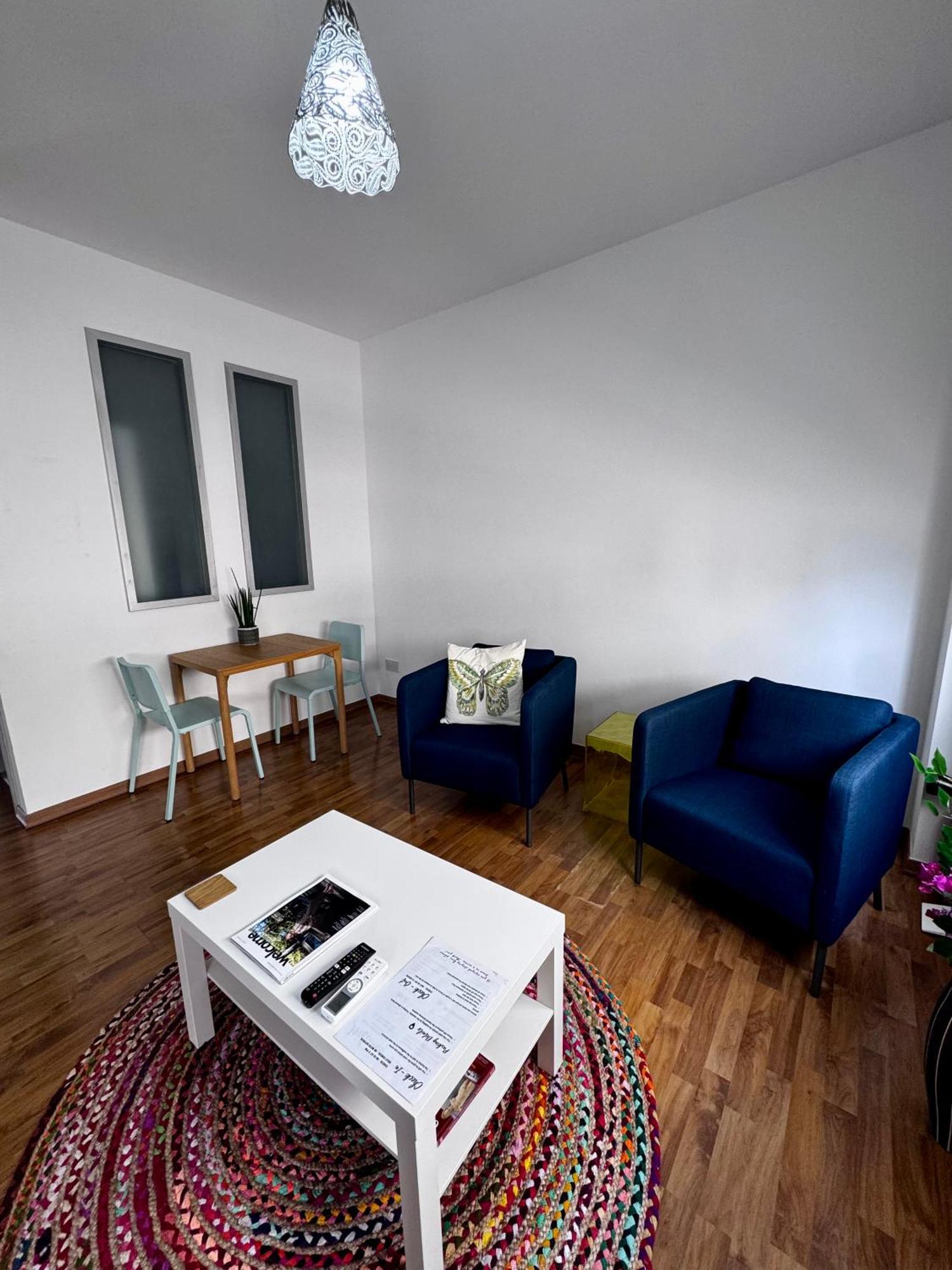 Lovely Studio Apartment In Pafos Exterior photo